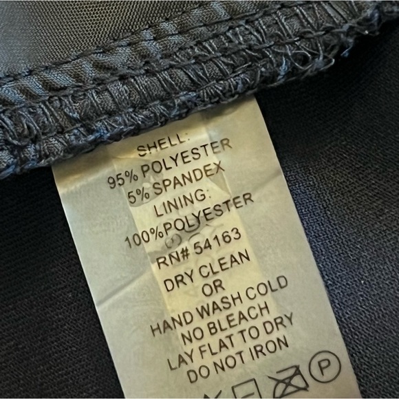 Ivanka Trump Navy Blue Full Knee Length Skirt - Size 6 (EUC) - Picture 7 of 8